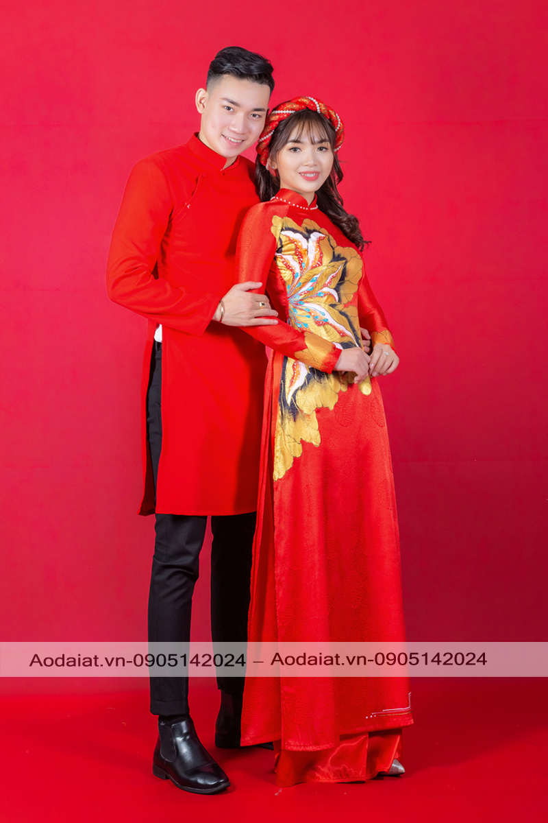 áo dài đôi đỏ dành cho dâu và rễ